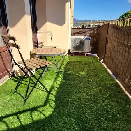 Apartment T2 55m2 4p Circuit Du Castellet /plages *